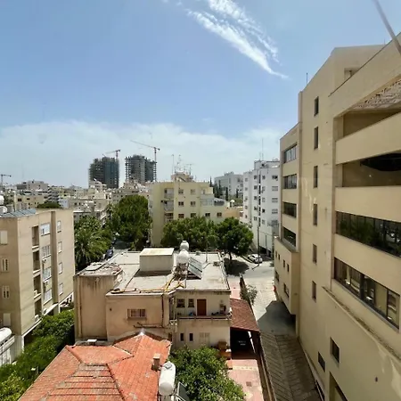 1bdr Affortable And Cozy In - Ioanni Polemi By Platform 357 Nicosia